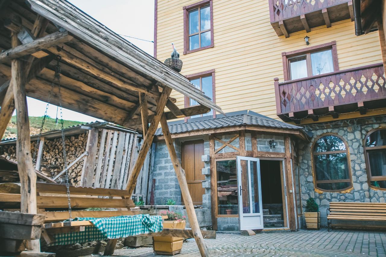 Hotel Skarbivka Vorochta Exteriér fotografie