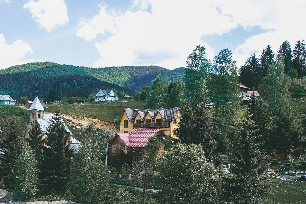 Hotel Skarbivka Vorochta Exteriér fotografie