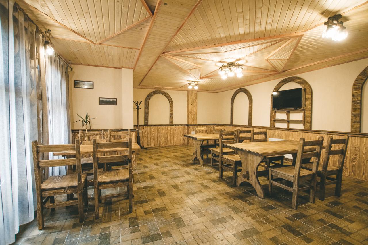 Hotel Skarbivka Vorochta Exteriér fotografie